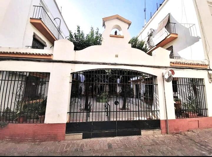 Roberta'S Guest House Sevilla Buitenkant foto